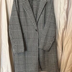 Maurice’s Women's houndstooth plaid tench Coat size XL